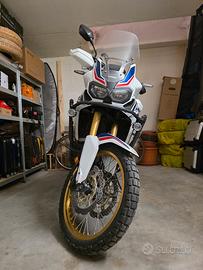 Honda Africa Twin 1000 DCT (2017) - Full Optional
