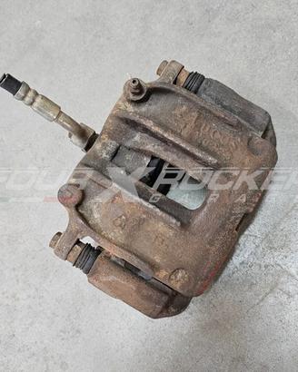 Pinza freno anteriore DX Nissan Terrano 2 2.7td