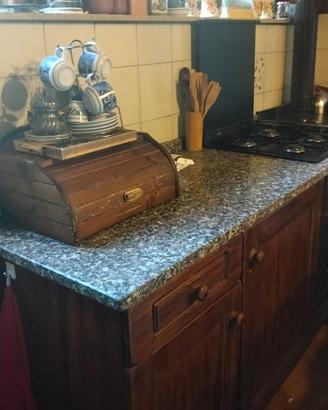 Cucina classica completa e funzionante