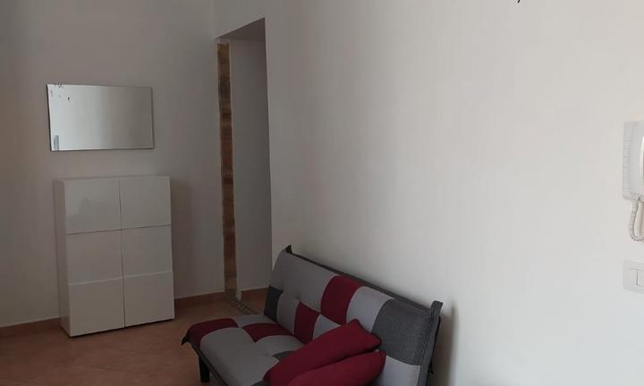 Splendido monolocale arredato