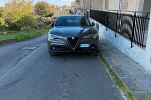 Alfa romeo stelvio Q4