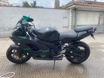 Kawasaki ninja 900