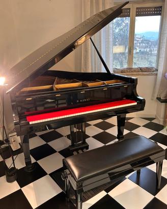 Kawai pianoforte mezza coda