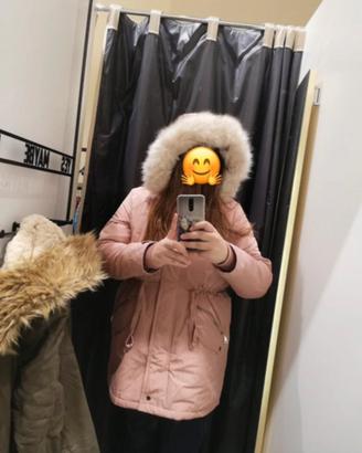 Parka rosa con pelliccia