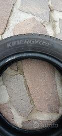 Gomme auto