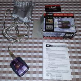 Hub 4 porte usb 1.1 Trust con cavo lungo cm 1,60