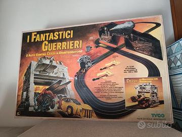 Pista fantastici guerrieri Tyco fondo di magazzino