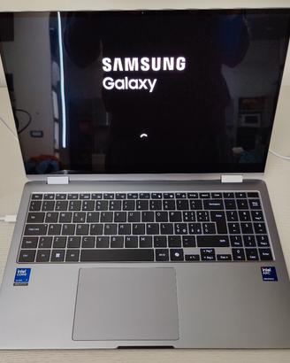 Samsung Galaxy Book5 360 convertibile 2 in 1