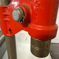 Tappatrice per tappi a corona Grifo