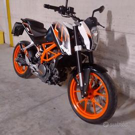 KTM Duke 390
