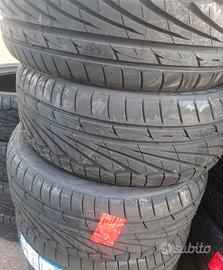 215 45 15 toyo nuove