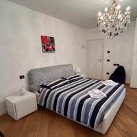 LETTO MATRIMONIALE CON CONTENITORE