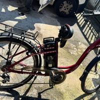 Bici con pedalata assistita batteria bebikes