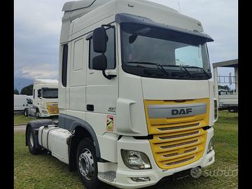 DAF DAF TRUCKS TRATTORE U18085