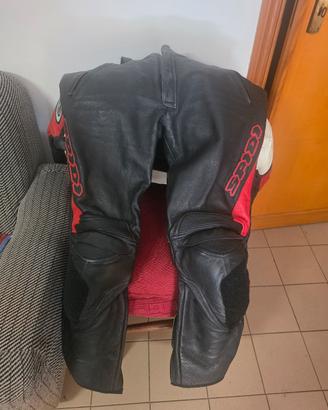 pantaloni in pelle spidi