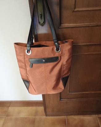 Abbigliamento e borse