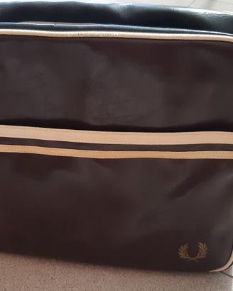 BORSA TRACOLLA ORIGINALE IN PELLE FRED PERRY