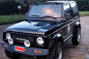 Suzuki Samurai sj413