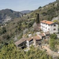 Casale villa con terreno e strada privata