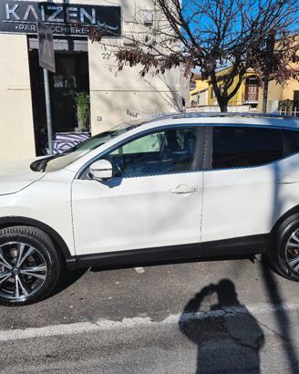 Nissan Qashqai 1.6 dCi 130 CV Xtronic N-Connecta 