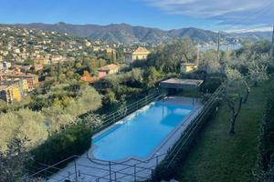 Villa di 160 m² con più di 5 locali a Santa Marghe