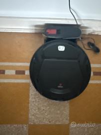 Aspirapolvere roteante autonoma