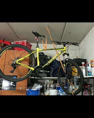 Mountain bike 