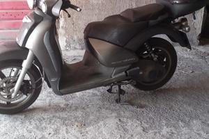 Aprilia Scarabeo 250 - 2006
