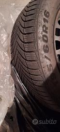 4 Gomme invernali comprese di cerchi in ferro, pe