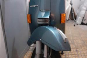 piaggio vespa 125 px 