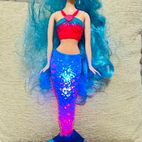 Barbie sirena canta e si illumina