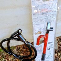 Blocco ruote per Moto e Volante Auto