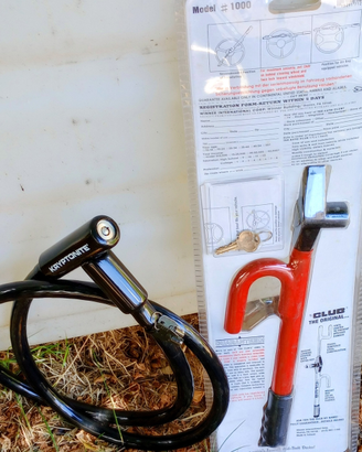 Blocco ruote per Moto e Volante Auto