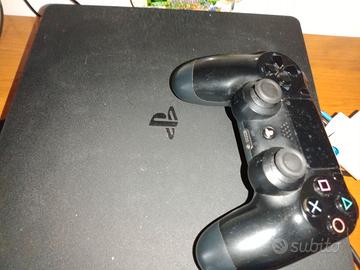 PS4 s