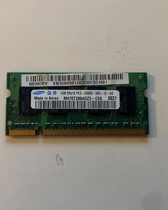 Samsung 1GB DDR2 SO-DIMM PC2-5300S 667MHz (2Rx16)