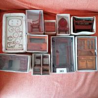 Mobili casa delle bambole