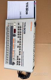 Roland TR-909, con scatola originale.