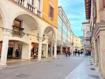Negozio in centro storico