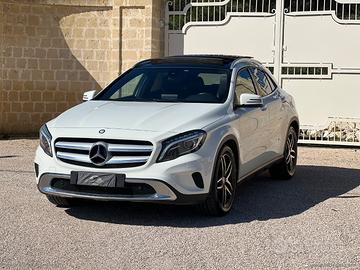MERCEDES-BENZ GLA 180 Sport