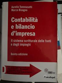 Libri universitari economia