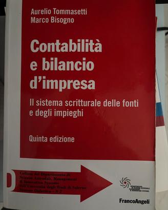 Libri universitari economia