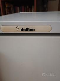 Congelatore verticale a 3 scomparti 