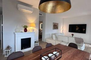 Appartamento di 135 m² con 3 locali e box auto a V