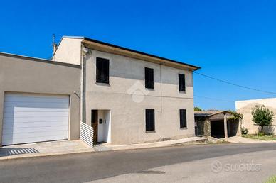 CASA SEMINDIPENDENTE A SANT'ELPIDIO A MARE