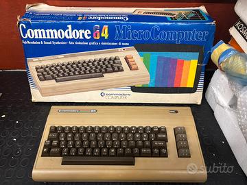 Commodore 64 con scatola