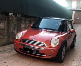 Auto mini cabriolet 2006