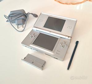 Nintendo Ds Lite con caricatore e pennino