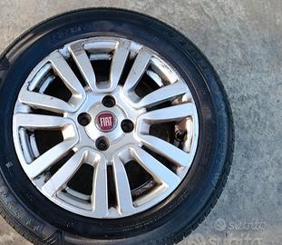 Cerchi Fiat Punto modello Lounge da 15