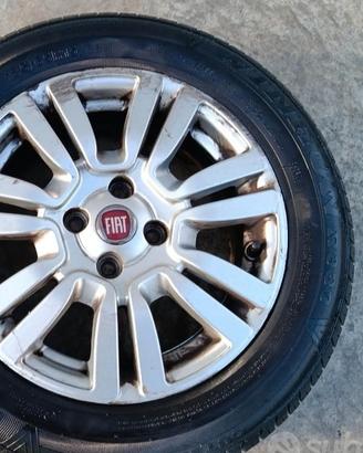 Cerchi Fiat Punto modello Lounge da 15