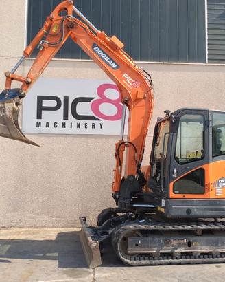 Escavatore Doosan DX85R-3